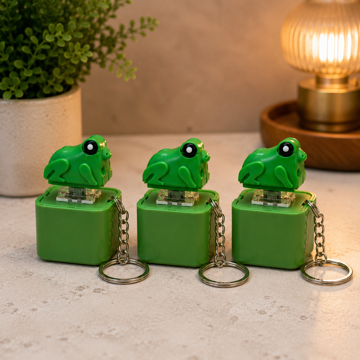 KlikŻabka 🐸 — interaktywny brelok-żabka!